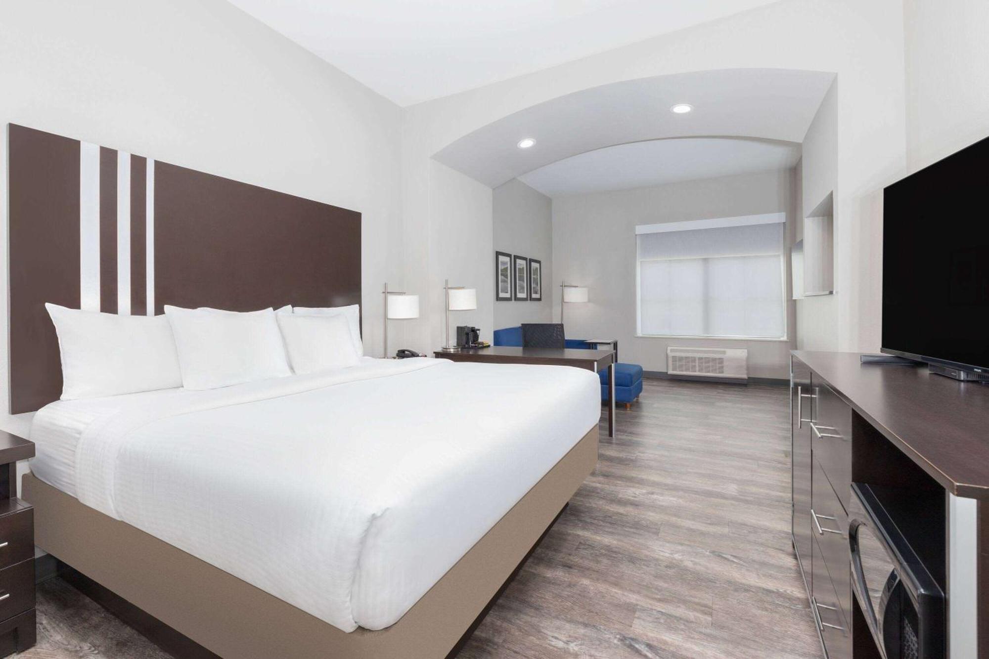La Quinta By Wyndham Tyler - University Area Εξωτερικό φωτογραφία